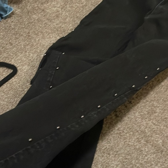 BP brand black jeans with studs preowned size 26 - Picture 4 of 12